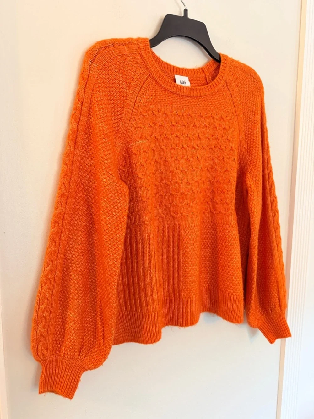 CABI #4038 Harvest Pullover Sweater Amber Orange Medium Cable Knit Chunky Sz XS